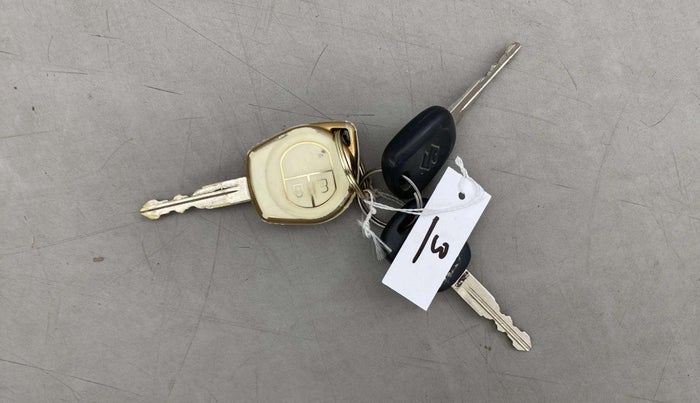 2018 Maruti Celerio VXI CNG, CNG, Manual, 71,972 km, Key Close Up