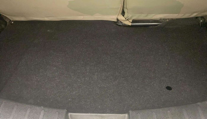 2017 Maruti Wagon R 1.0 VXI, Petrol, Manual, 59,954 km, Boot Inside