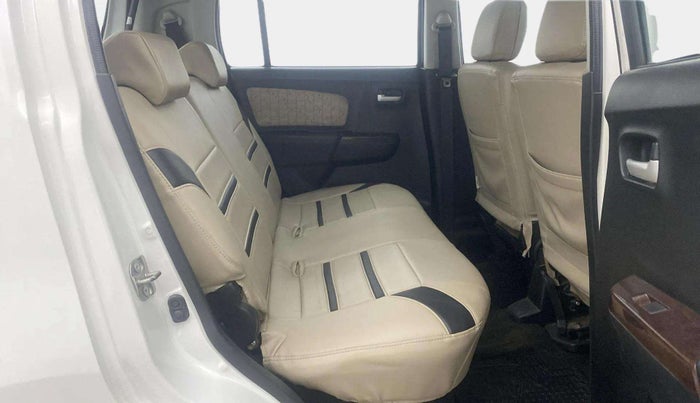 2017 Maruti Wagon R 1.0 VXI, Petrol, Manual, 59,954 km, Right Side Rear Door Cabin