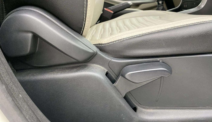 2019 Ford Ecosport TITANIUM + 1.5L DIESEL, Diesel, Manual, 76,454 km, Driver Side Adjustment Panel