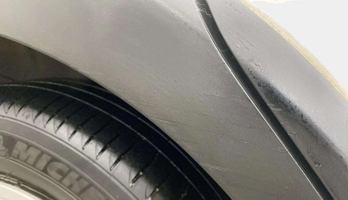 2017 Honda BR-V 1.5L I-VTEC S, Petrol, Manual, 37,029 km, Right quarter panel - Cladding has minor damage