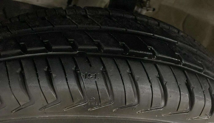 2024 Maruti Alto K10 LXI, Petrol, Manual, 2,155 km, Right Front Tyre Tread