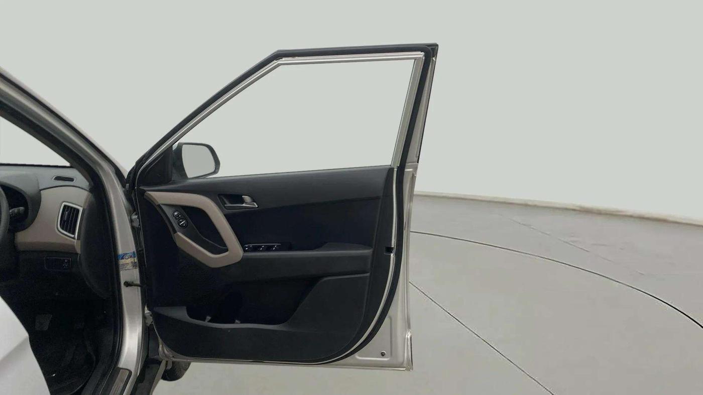 2017 Hyundai Creta SX PLUS 1.6 PETROL, Petrol, Manual, 46,500 km, RHS Front Door