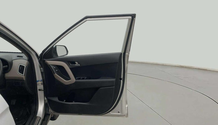 2017 Hyundai Creta SX PLUS 1.6 PETROL, Petrol, Manual, 46,354 km, RHS Front Door