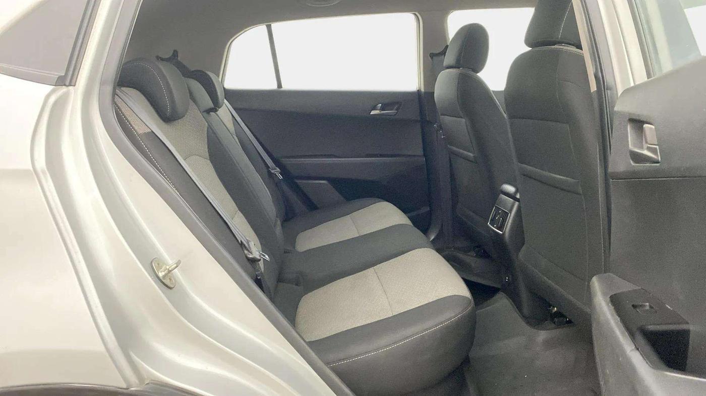 2017 Hyundai Creta SX PLUS 1.6 PETROL, Petrol, Manual, 46,500 km, Right Side Rear Door Cabin