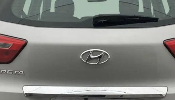 2017 Hyundai Creta SX PLUS 1.6 PETROL, Petrol, Manual, 46,354 km, Dicky (Boot door) - Slightly rusted