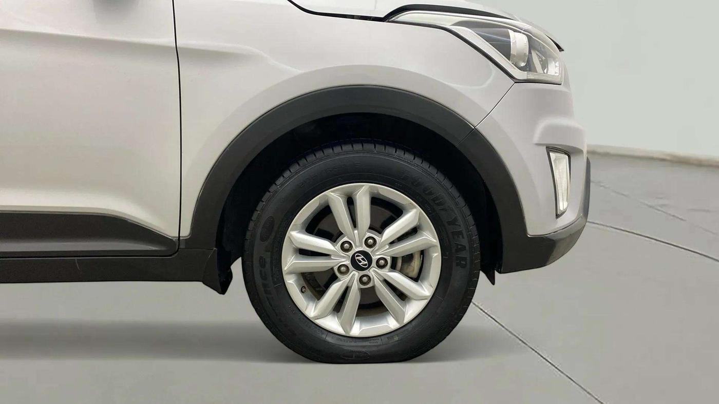 2017 Hyundai Creta SX PLUS 1.6 PETROL, Petrol, Manual, 46,500 km, Right Front Wheel
