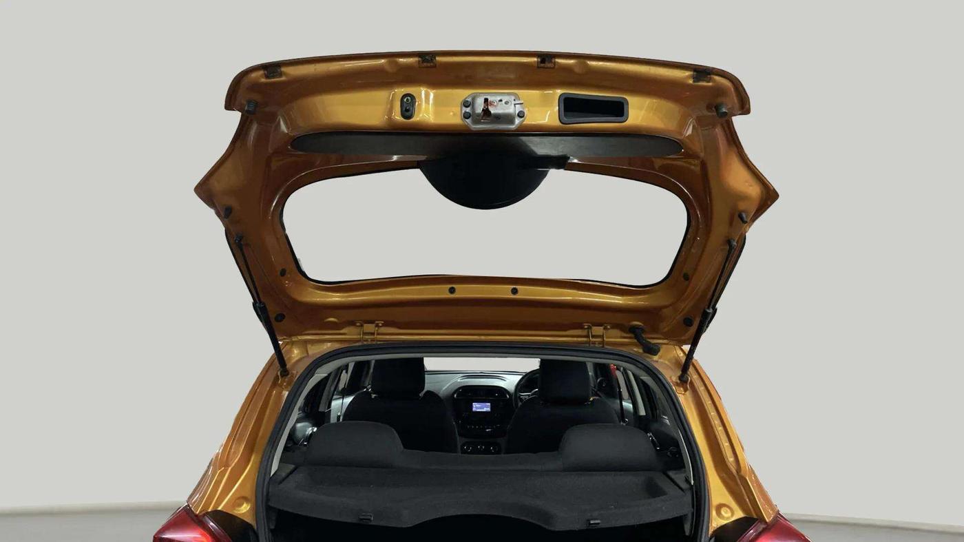 2018 Tata Tiago XZ PETROL, Petrol, Manual, 25,872 km, Boot Door Open