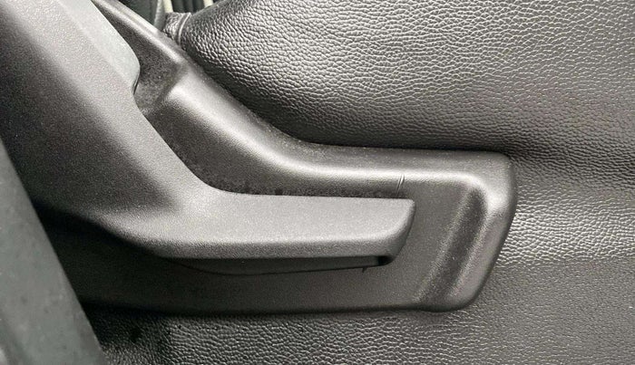 2021 Maruti IGNIS ZETA 1.2, Petrol, Manual, 30,862 km, Driver Side Adjustment Panel