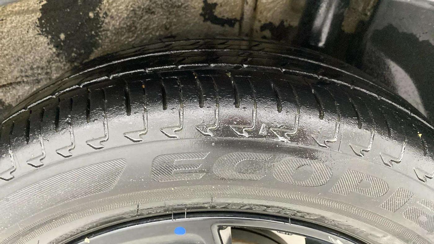 2021 Maruti IGNIS ZETA 1.2, Petrol, Manual, 30,862 km, Left Rear Tyre Tread