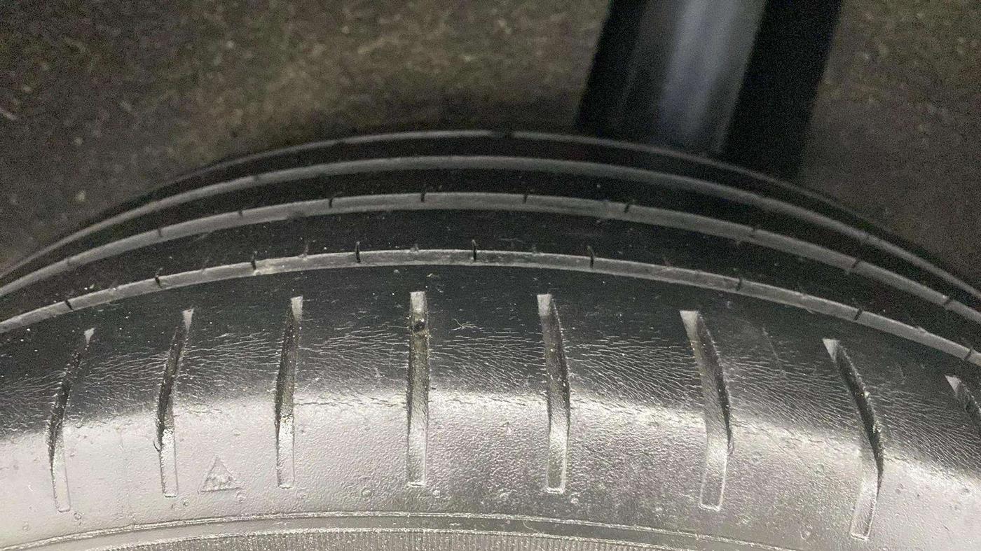 2021 Maruti Baleno ZETA PETROL 1.2, Petrol, Manual, 75,842 km, Left Rear Tyre Tread