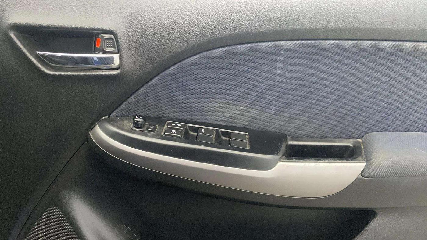 2021 Maruti Baleno ZETA PETROL 1.2, Petrol, Manual, 75,842 km, Driver Side Door Panels Control