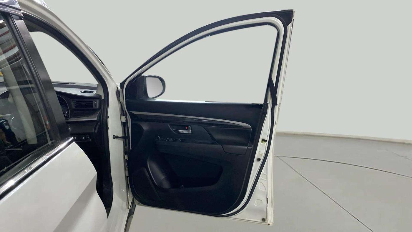 2020 Maruti XL6 ALPHA AT, Petrol, Automatic, 44,785 km, RHS Front Door