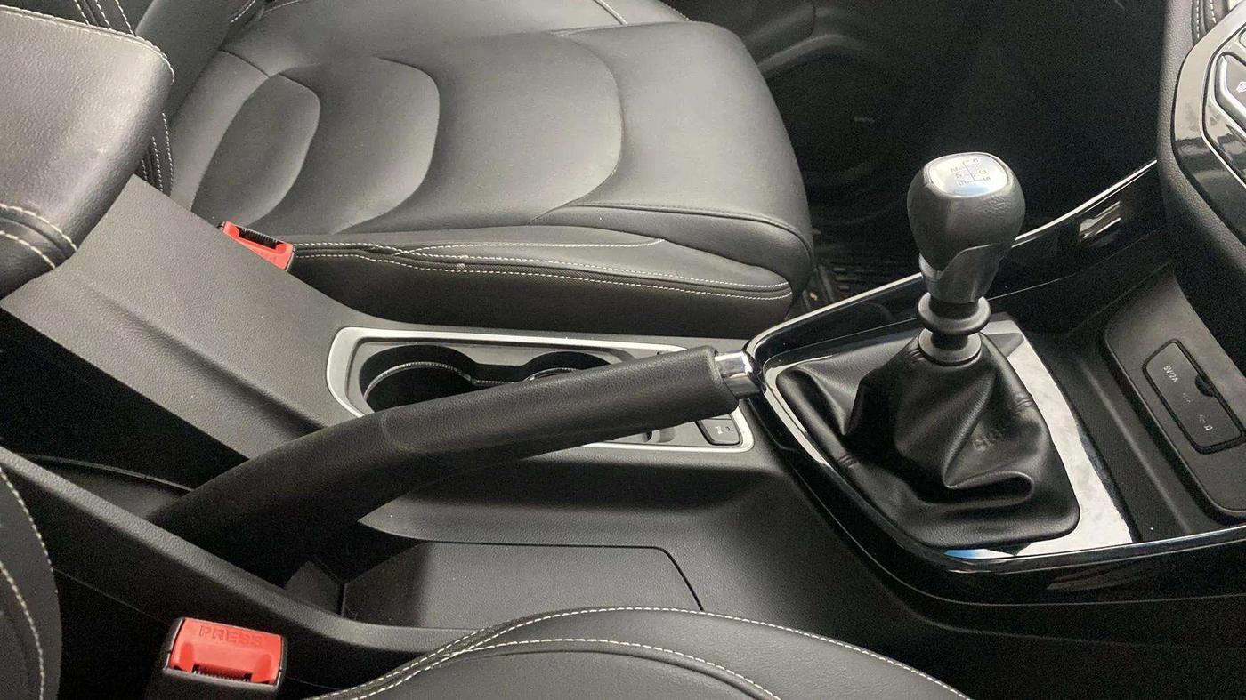 2019 MG HECTOR SHARP HYBRID 1.5 PETROL, Petrol, Manual, 34,600 km, Gear Lever