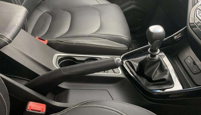 2019 MG HECTOR SHARP HYBRID 1.5 PETROL, Petrol, Manual, 34,452 km, Gear Lever