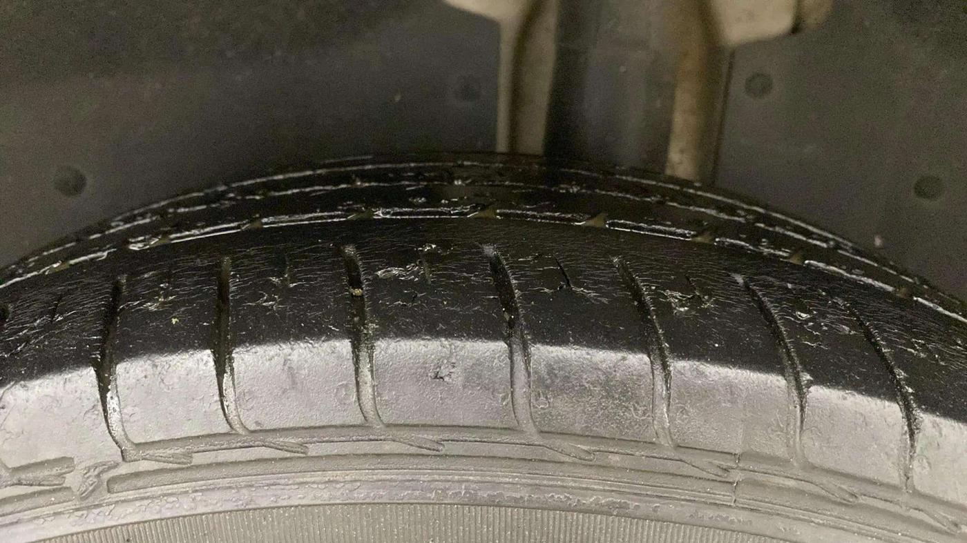 2019 MG HECTOR SHARP HYBRID 1.5 PETROL, Petrol, Manual, 34,600 km, Left Rear Tyre Tread