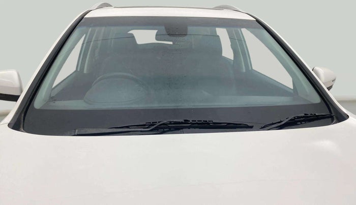 2019 MG HECTOR SHARP HYBRID 1.5 PETROL, Petrol, Manual, 34,452 km, Front Windshield