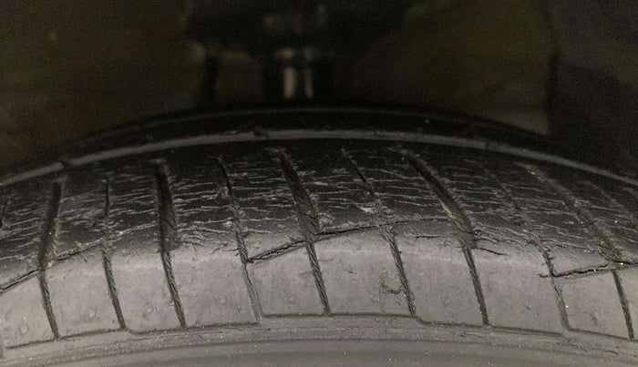 2018 Hyundai Grand i10 SPORTZ 1.2 KAPPA VTVT, Petrol, Manual, 48,711 km, Right Front Tyre Tread
