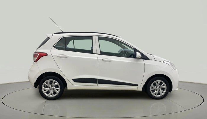 2018 Hyundai Grand i10 SPORTZ 1.2 KAPPA VTVT, Petrol, Manual, 48,711 km, Right Side View