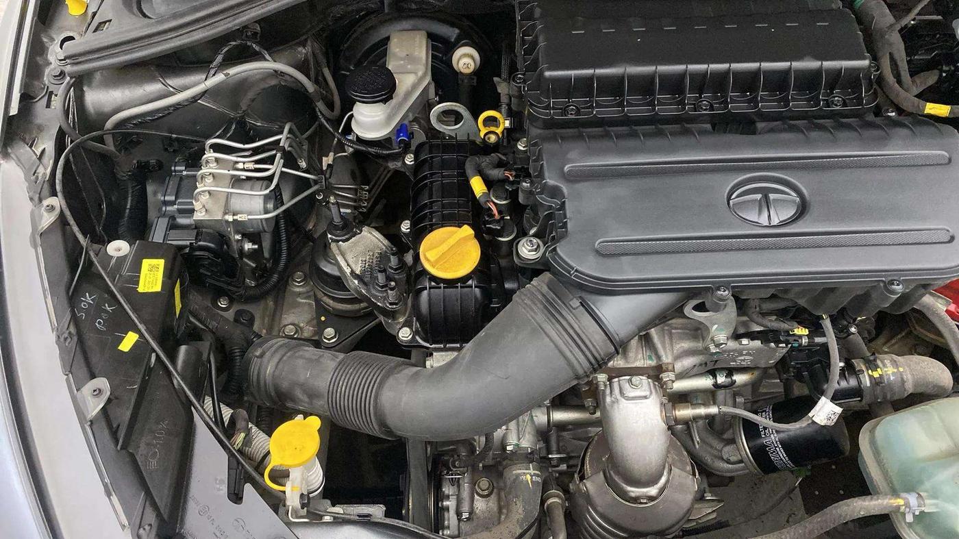 2021 Tata Tiago XZA PLUS PETROL, Petrol, Automatic, 41,370 km, Engine View - Right
