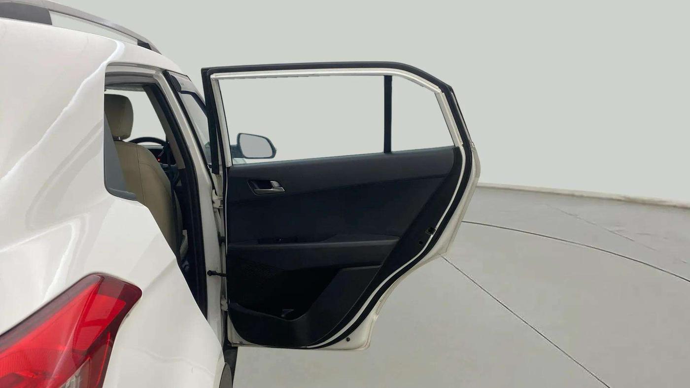 2016 Hyundai Creta SX PLUS 1.6 PETROL, Petrol, Manual, 44,833 km, RHS Rear Door