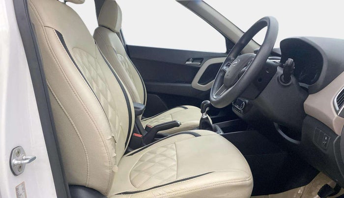 2016 Hyundai Creta SX PLUS 1.6 PETROL, Petrol, Manual, 44,472 km, Right Side Front Door Cabin