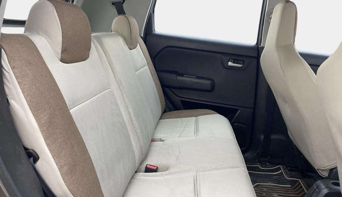 2019 Maruti New Wagon-R VXI 1.2, Petrol, Manual, 71,829 km, Right Side Rear Door Cabin
