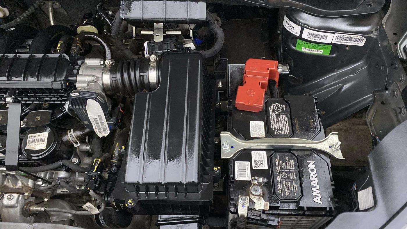 2023 Tata PUNCH ACCOMPLISHED DAZZLE PACK MT, Petrol, Manual, 19,635 km, Engine View - Left