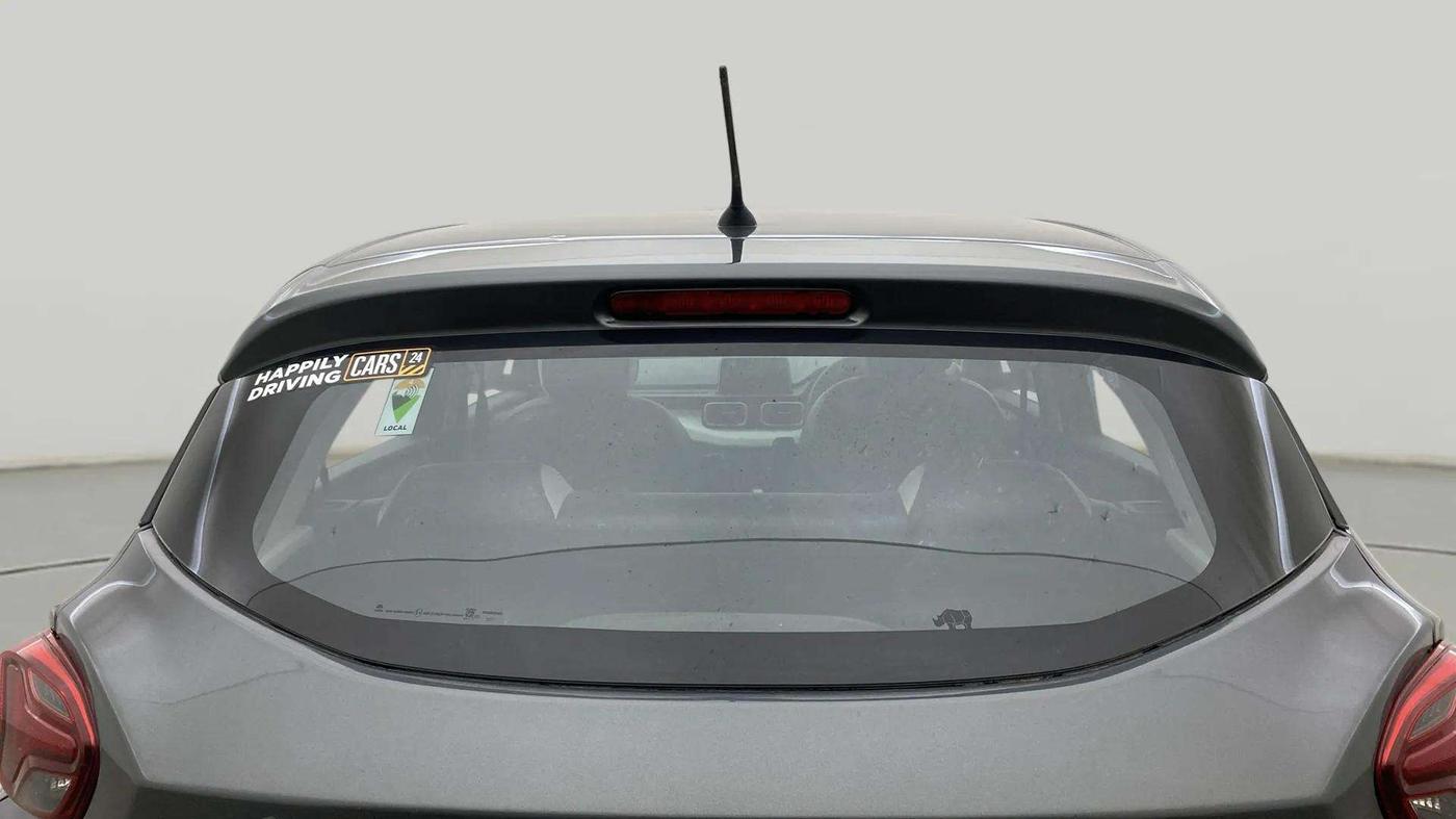 2023 Tata PUNCH ACCOMPLISHED DAZZLE PACK MT, Petrol, Manual, 19,635 km, Rear Windshield