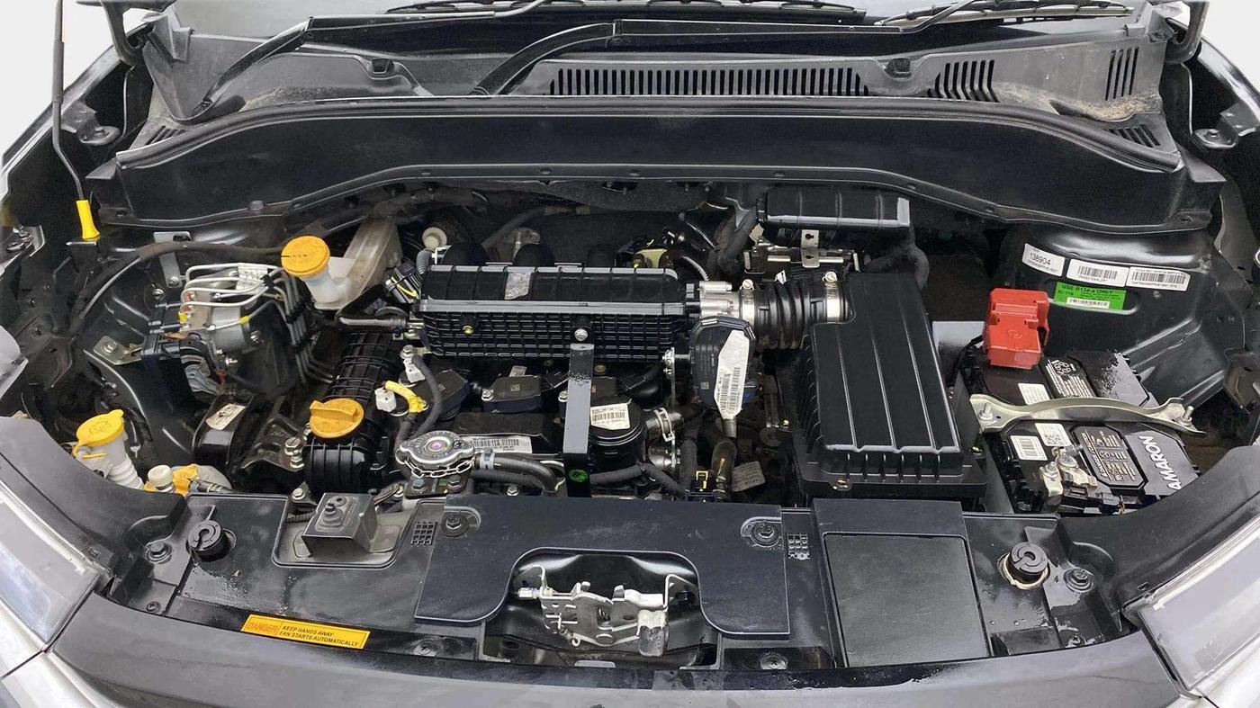 2023 Tata PUNCH ACCOMPLISHED DAZZLE PACK MT, Petrol, Manual, 19,635 km, Engine View