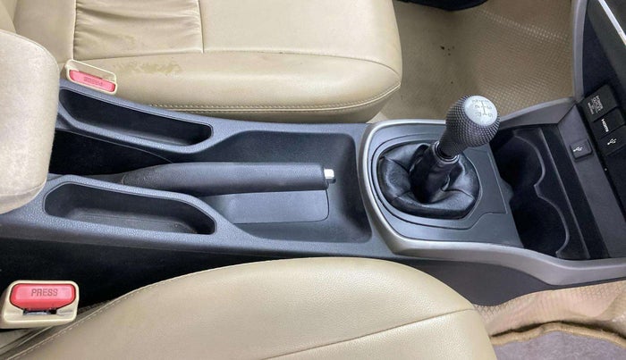 2019 Honda City 1.5L I-VTEC V MT, Petrol, Manual, 69,004 km, Gear Lever