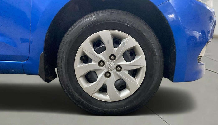 2017 Hyundai Elite i20 SPORTZ 1.2, Petrol, Manual, 69,367 km, Right Front Wheel
