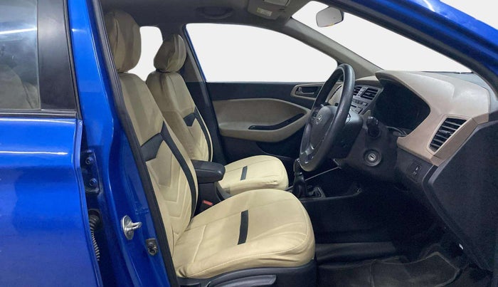 2017 Hyundai Elite i20 SPORTZ 1.2, Petrol, Manual, 69,367 km, Right Side Front Door Cabin