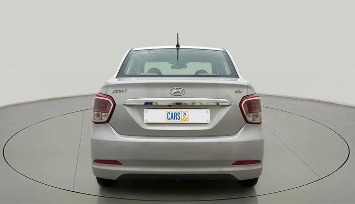 2016 Hyundai Xcent SX 1.2 (O), Petrol, Manual, 33,493 km, Back/Rear