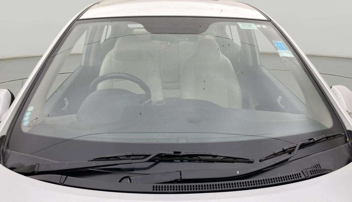 2016 Hyundai Xcent SX 1.2 (O), Petrol, Manual, 33,493 km, Front Windshield