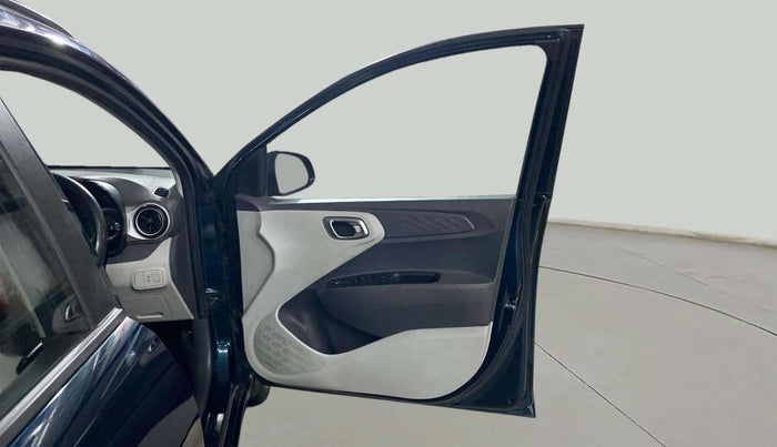 2020 Hyundai GRAND I10 NIOS SPORTZ 1.2 KAPPA VTVT CNG, CNG, Manual, 99,440 km, RHS Front Door