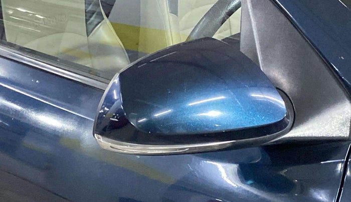 2020 Hyundai GRAND I10 NIOS SPORTZ 1.2 KAPPA VTVT CNG, CNG, Manual, 99,440 km, Right rear-view mirror - Minor scratches