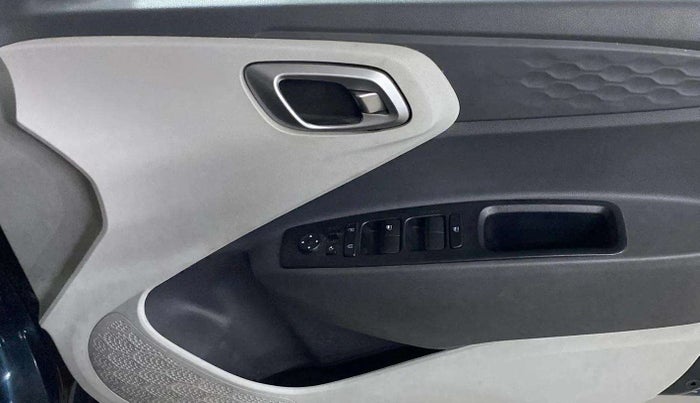 2020 Hyundai GRAND I10 NIOS SPORTZ 1.2 KAPPA VTVT CNG, CNG, Manual, 99,440 km, Driver Side Door Panels Control