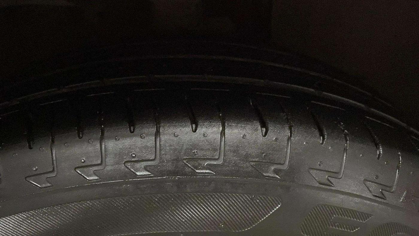 2022 Maruti Celerio VXI CNG, CNG, Manual, 17,312 km, Right Front Tyre Tread