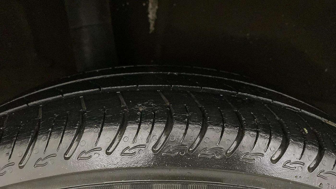 2022 Maruti New Wagon-R VXI CNG 1.0, CNG, Manual, 58,154 km, Right Rear Tyre Tread