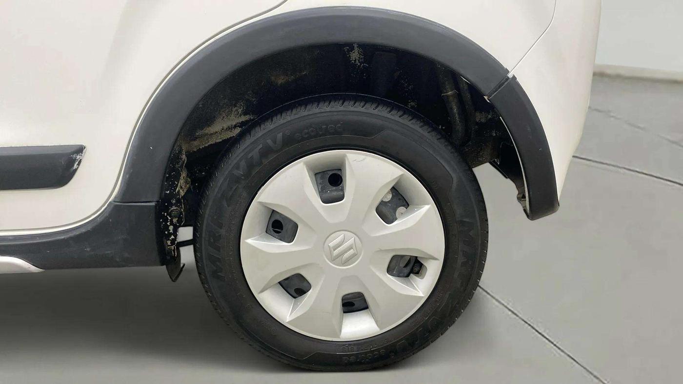 2022 Maruti New Wagon-R VXI CNG 1.0, CNG, Manual, 58,154 km, Left Rear Wheel