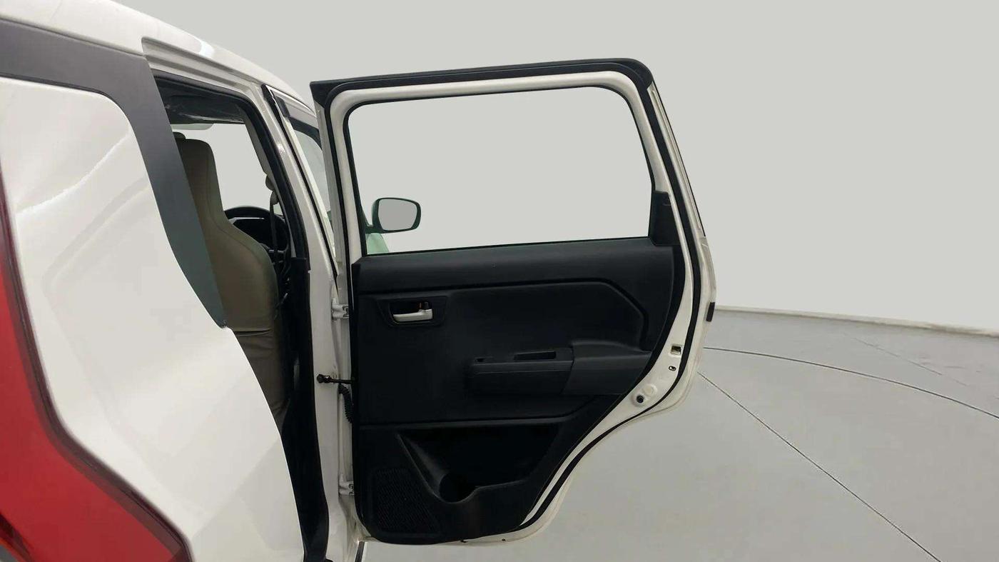 2022 Maruti New Wagon-R VXI CNG 1.0, CNG, Manual, 58,154 km, RHS Rear Door