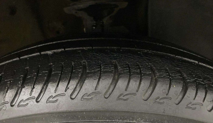 2022 Maruti New Wagon-R VXI CNG 1.0, CNG, Manual, 58,154 km, Right Front Tyre Tread