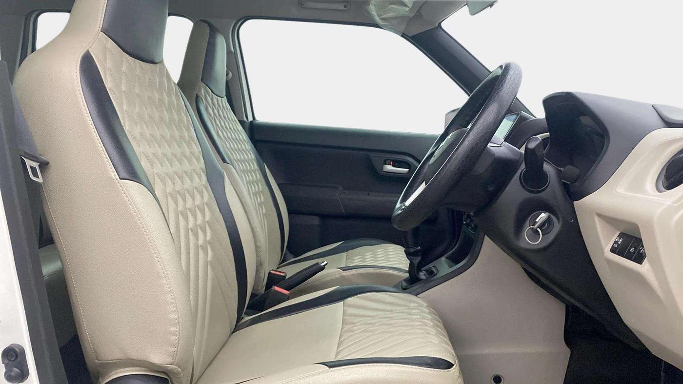 2022 Maruti New Wagon-R VXI CNG 1.0, CNG, Manual, 58,154 km, Right Side Front Door Cabin