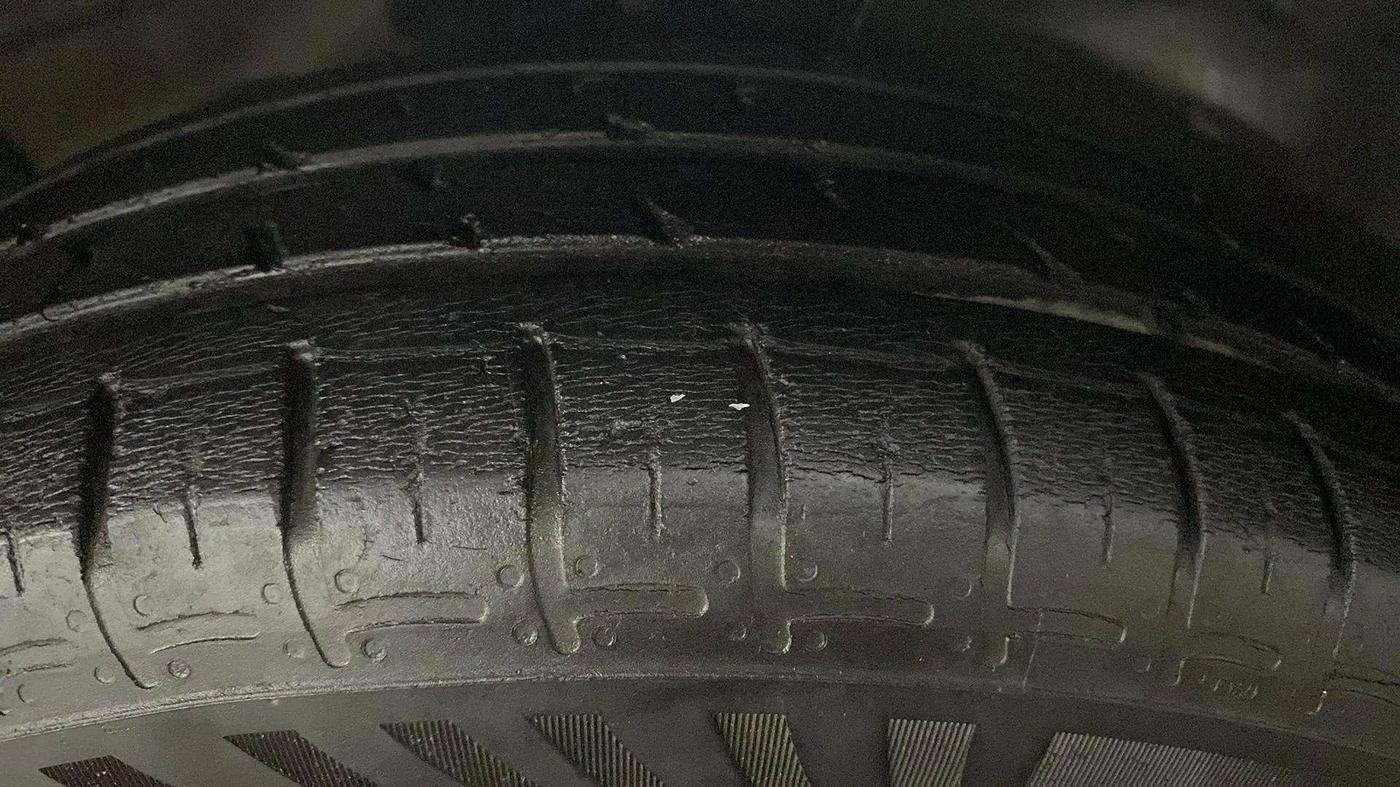 2019 Hyundai NEW SANTRO SPORTZ MT, Petrol, Manual, 95,575 km, Right Front Tyre Tread