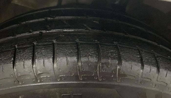 2019 Hyundai NEW SANTRO SPORTZ MT, Petrol, Manual, 95,500 km, Right Rear Tyre Tread
