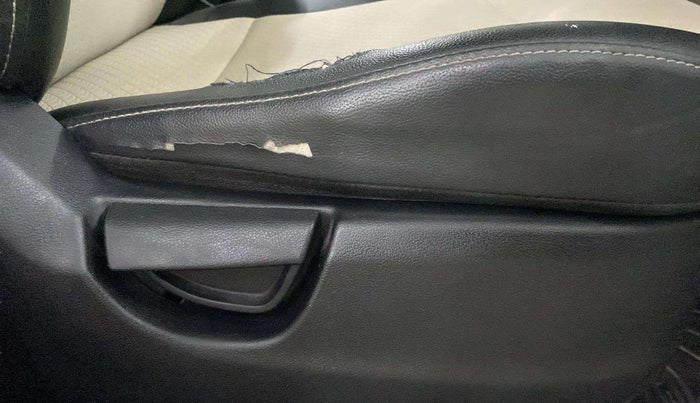 2019 Hyundai NEW SANTRO SPORTZ MT, Petrol, Manual, 95,500 km, Driver Side Adjustment Panel
