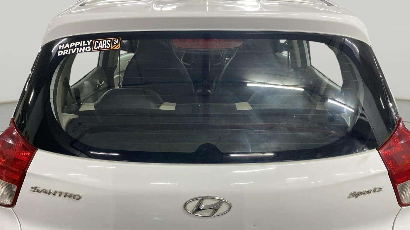 2019 Hyundai NEW SANTRO SPORTZ MT, Petrol, Manual, 95,575 km, Rear Windshield
