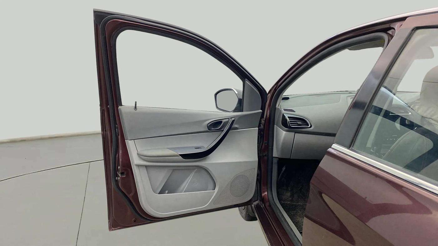 2020 Tata TIGOR XZ PETROL, Petrol, Manual, 49,118 km, LHS Front Door