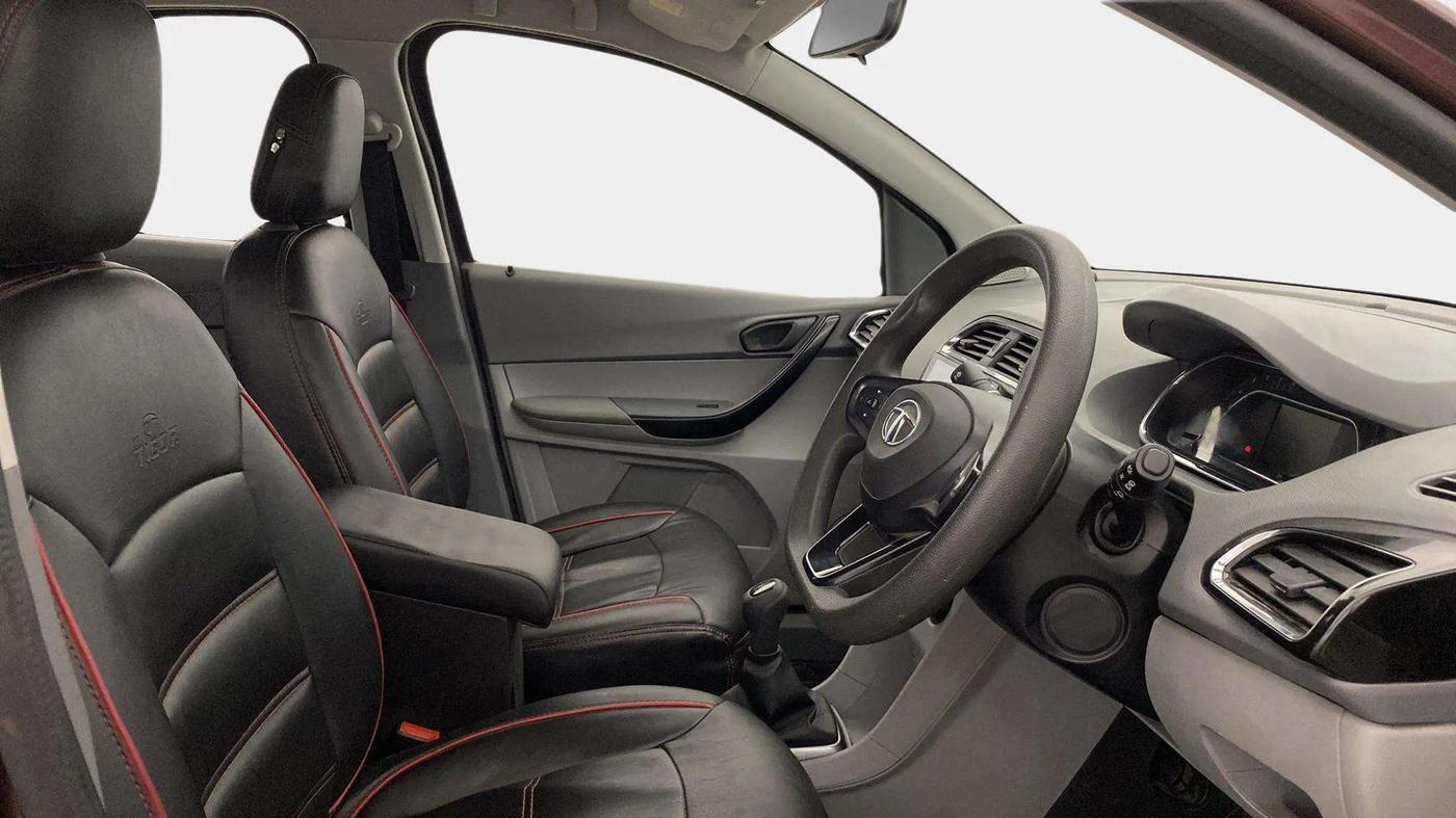 2020 Tata TIGOR XZ PETROL, Petrol, Manual, 49,118 km, Right Side Front Door Cabin